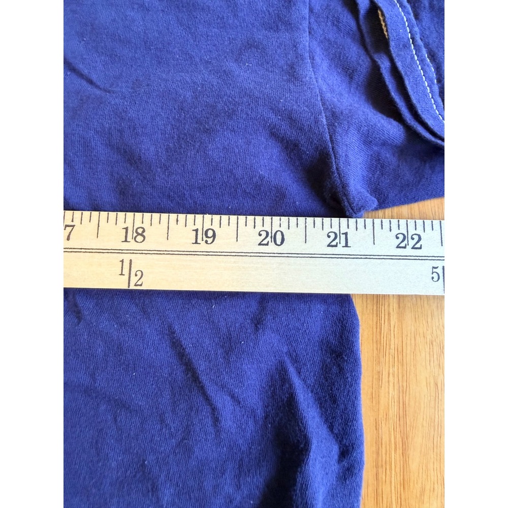 Wu-Tang Clan Mens Blue Lightning Logo NYC Skyline Graphic T-Shirt Medium - Picture 4 of 6